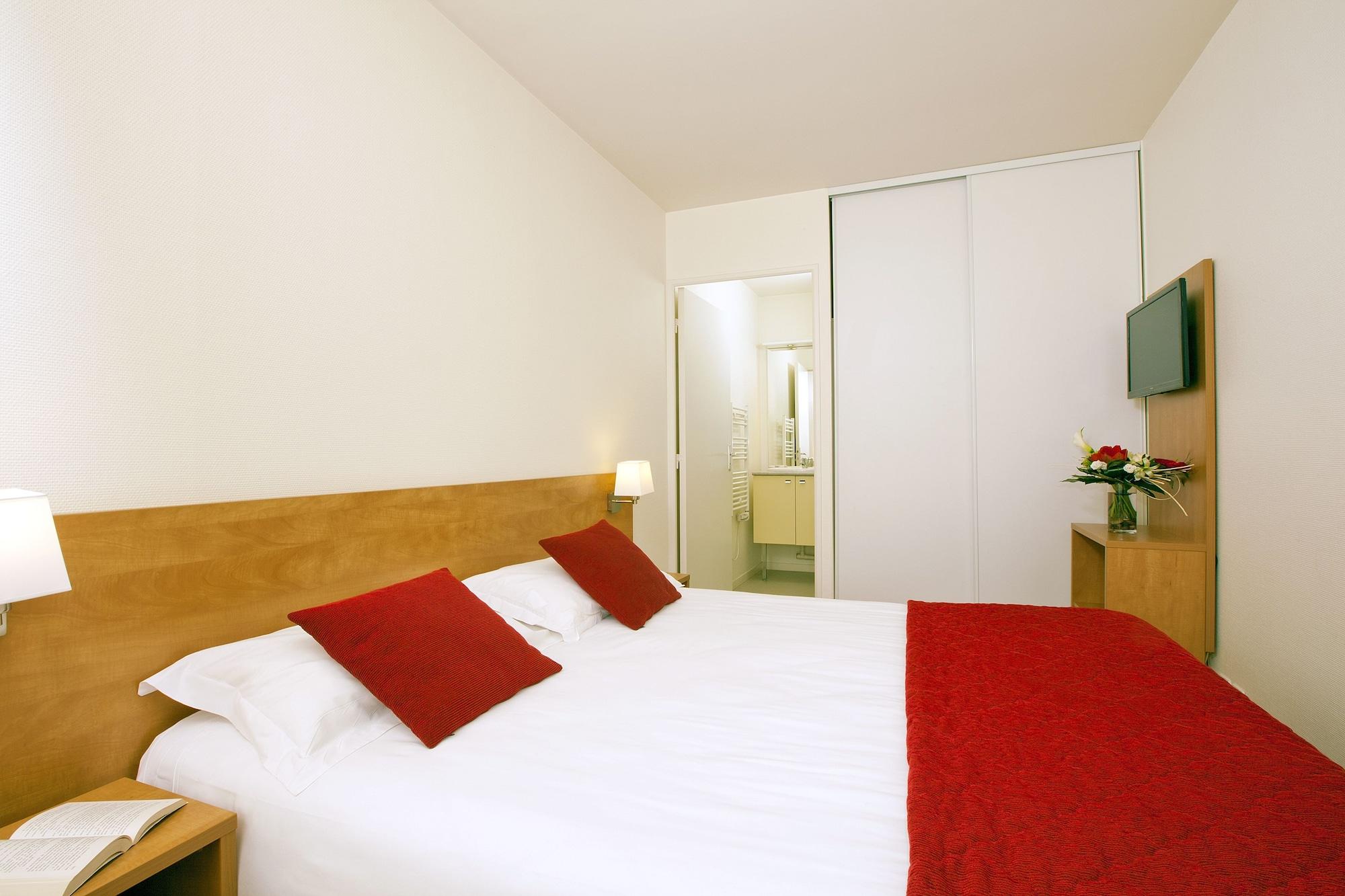 Sejours & Affaires Rennes Villa Camilla Exterior photo