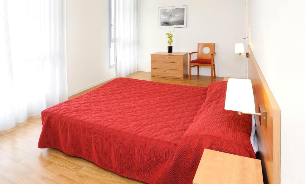 Sejours & Affaires Rennes Villa Camilla Exterior photo