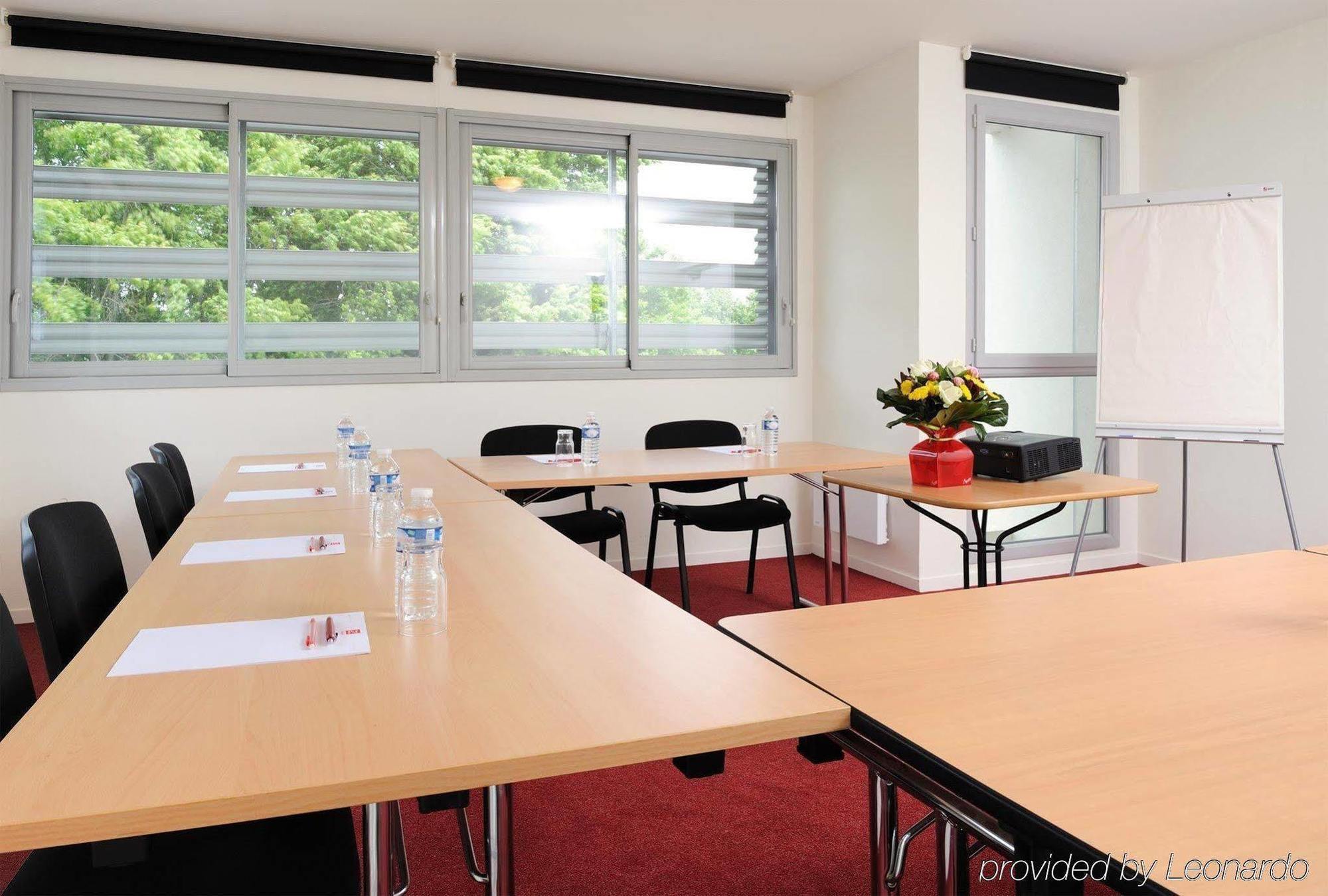 Sejours & Affaires Rennes Villa Camilla Exterior photo